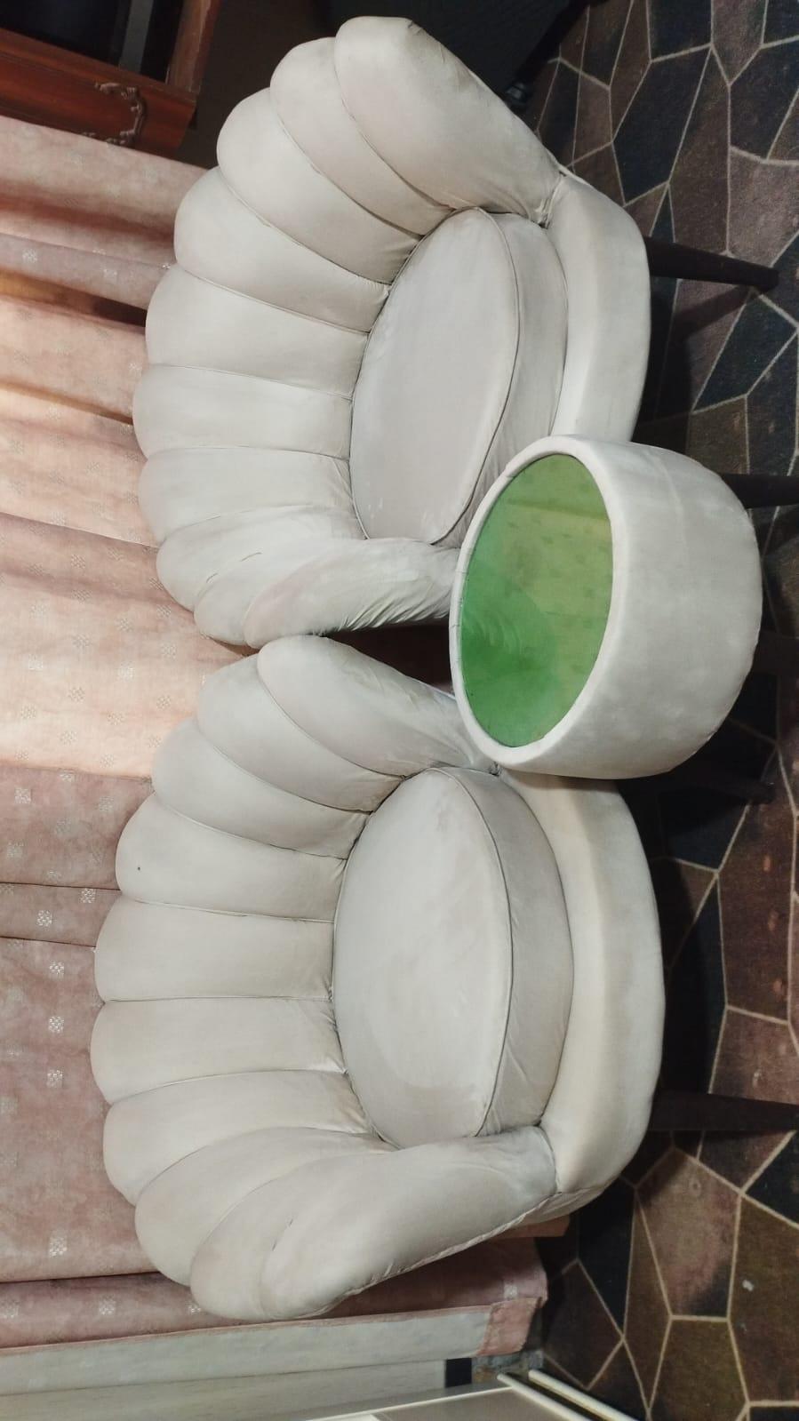 Coffee chairs with coffee table