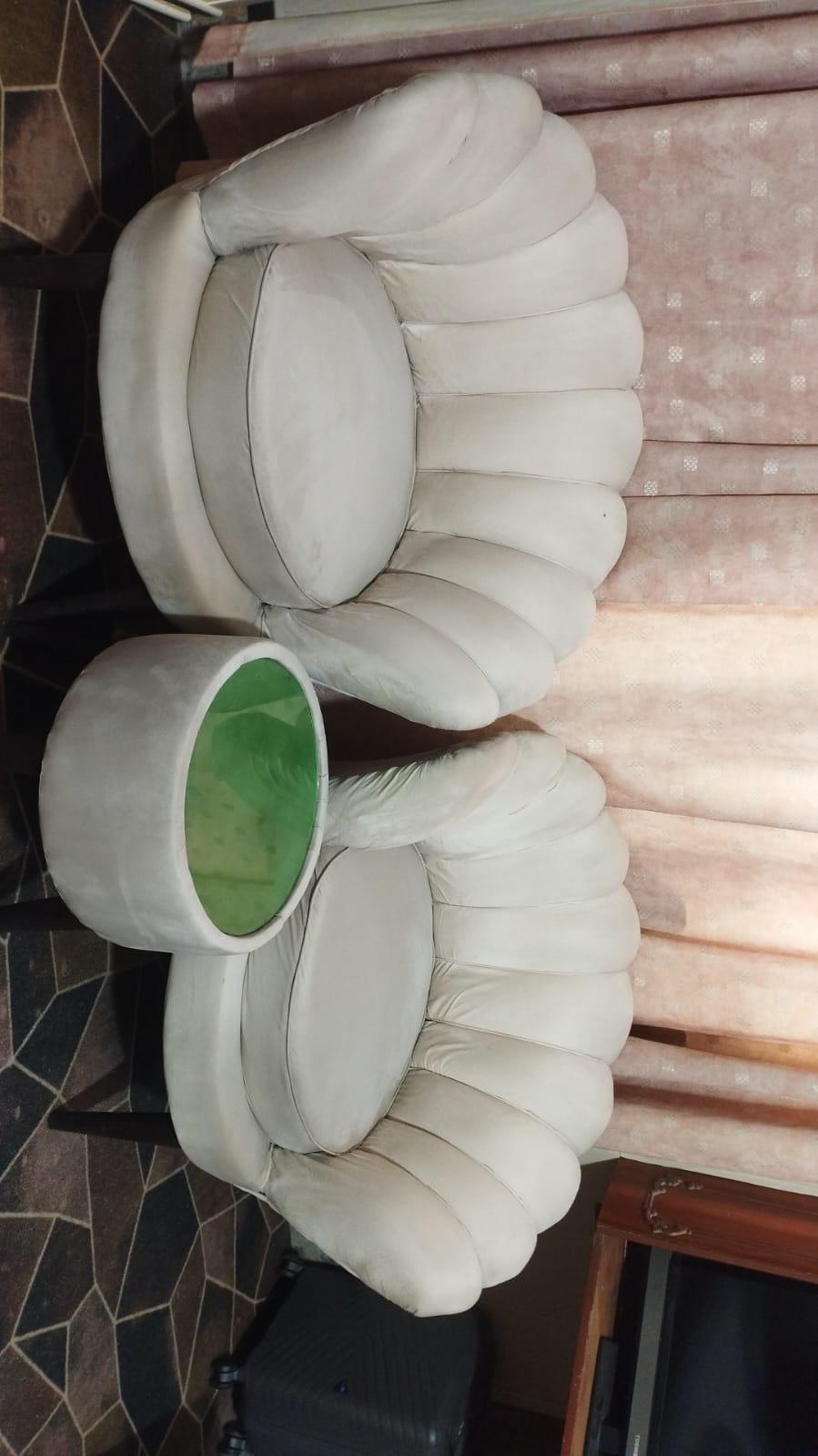 Coffee chairs with coffee table photo 2