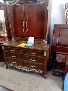Dressing table