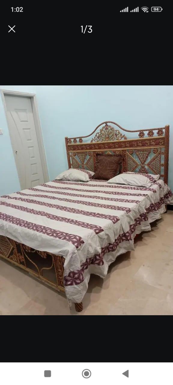 Iron Bed with mattresses sell good condition 