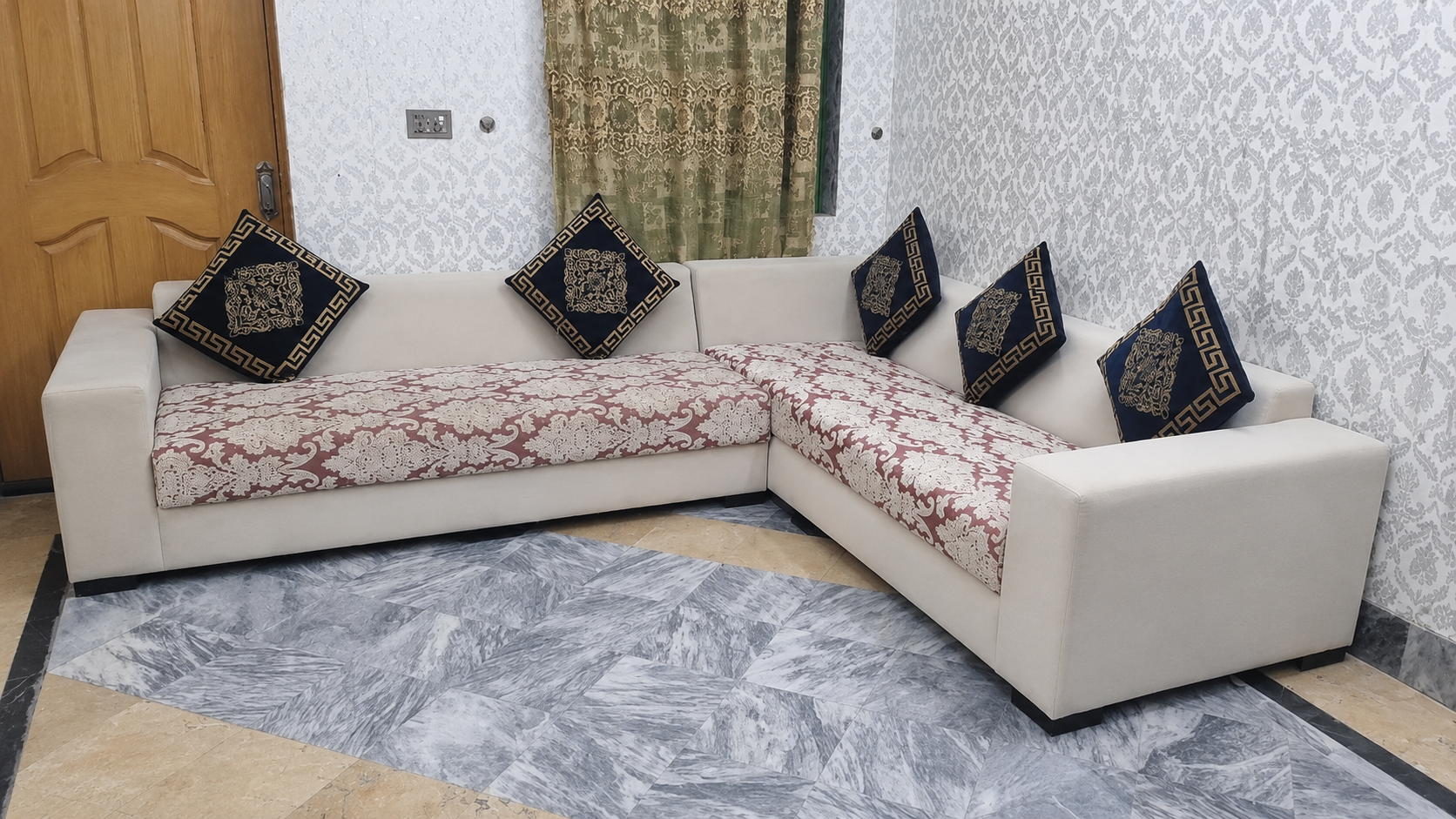 6 seater L-shape sofa
